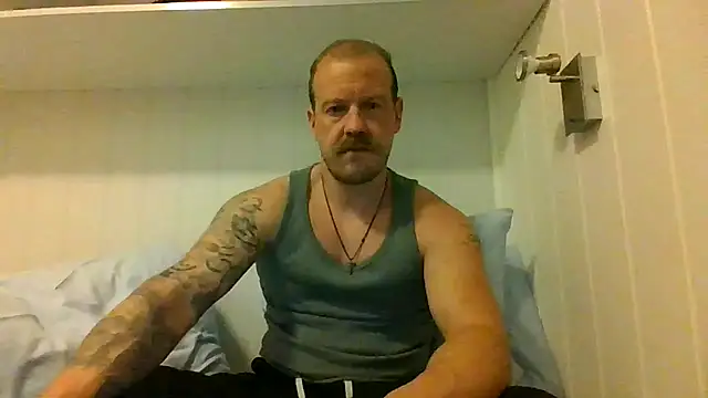 Snapshot of Real_viking chatting on September 30, 8:58 pm Real viking online show from September 30, 8:58 pm