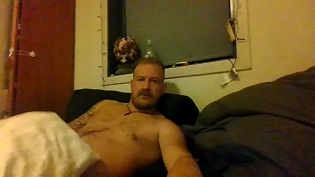 Snapshot of Real_viking chatting on October 6, 10:07 pm Real viking online show from October 6, 10:07 pm