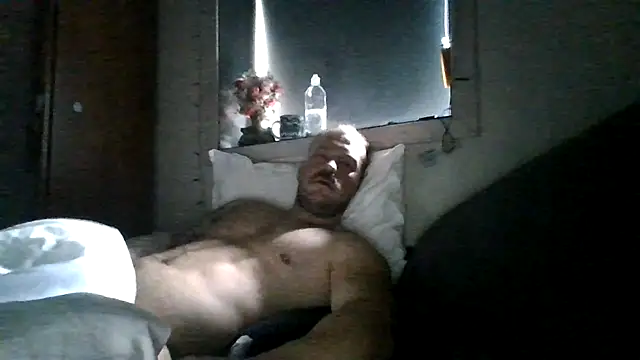 Snapshot of Real_viking chatting on October 8, 10:13 am Real viking online show from October 8, 10:13 am