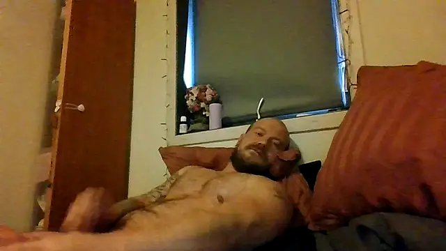 Snapshot of Real_viking chatting on November 13, 8:13 am Real viking online show from November 13, 8:13 am