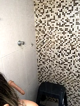 AlinemariaX online show from October 15, 4:29 pm