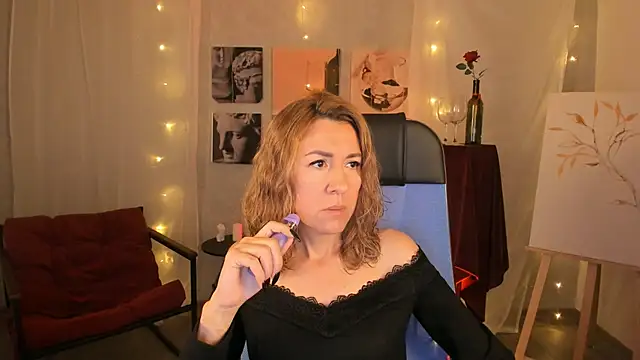 Snapshot of DonnaSmitth chatting on October 14, 3:24 pm DonnaSmitth online show from October 14, 3:24 pm