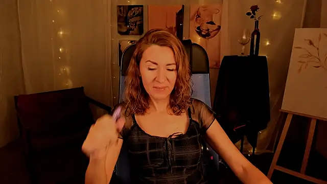 Snapshot of DonnaSmitth chatting on October 17, 3:25 pm DonnaSmitth online show from October 17, 3:25 pm