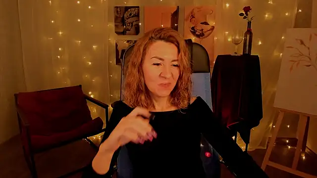 Snapshot of DonnaSmitth chatting on October 18, 6:26 am DonnaSmitth online show from October 18, 6:26 am