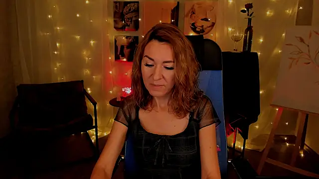 Snapshot of DonnaSmitth chatting on November 5, 2:39 pm DonnaSmitth online show from November 5, 2:39 pm