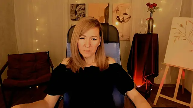 Snapshot of DonnaSmitth chatting on December 16, 2:11 pm DonnaSmitth online show from December 16, 2:11 pm