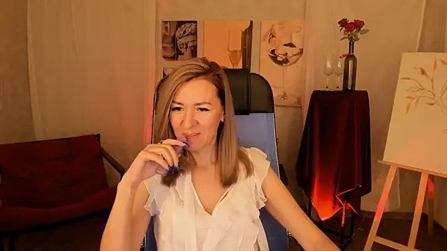 Snapshot of DonnaSmitth chatting on December 17, 3:51 pm DonnaSmitth online show from December 17, 3:51 pm