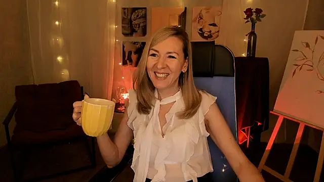 Snapshot of DonnaSmitth chatting on January 5, 6:33 pm DonnaSmitth online show from January 5, 6:33 pm