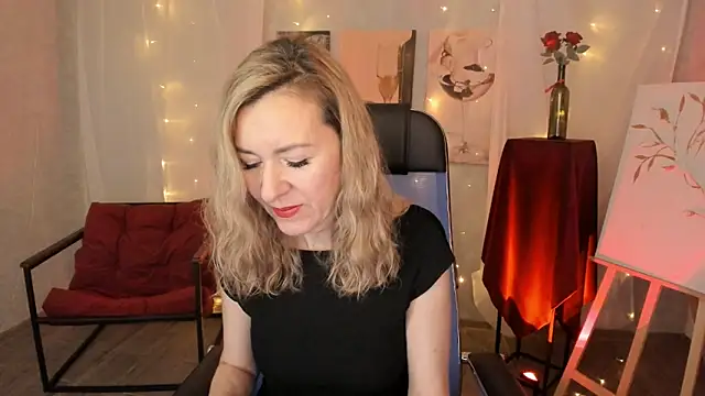 Snapshot of DonnaSmitth chatting on February 3, 6:24 pm DonnaSmitth online show from February 3, 6:24 pm