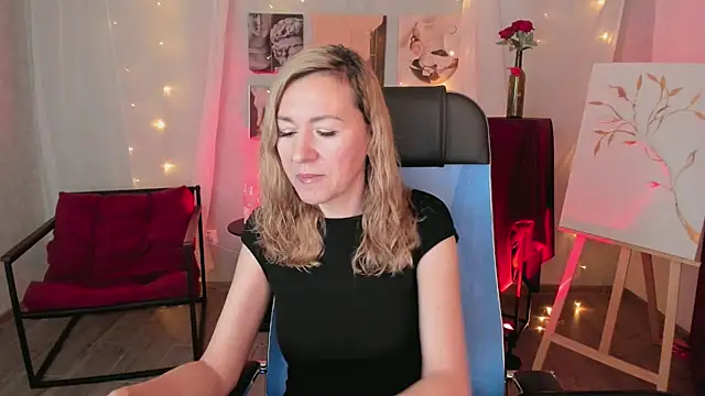 Snapshot of DonnaSmitth chatting on February 26, 7:35 pm DonnaSmitth online show from February 26, 7:35 pm