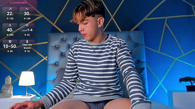 Lian Miller1  online show from March 12, 12:33 pm