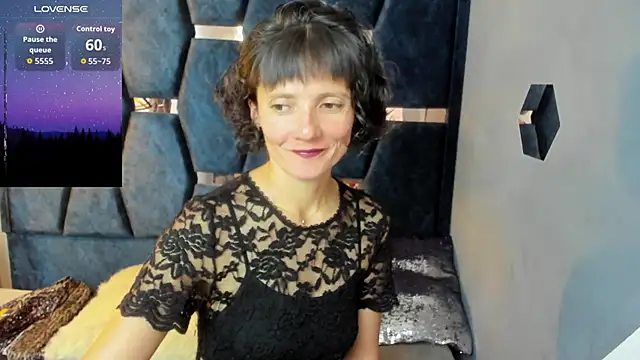 Snapshot of Valery_More__ chatting on October 8, 7:44 pm Valery More online show from October 8, 7:44 pm