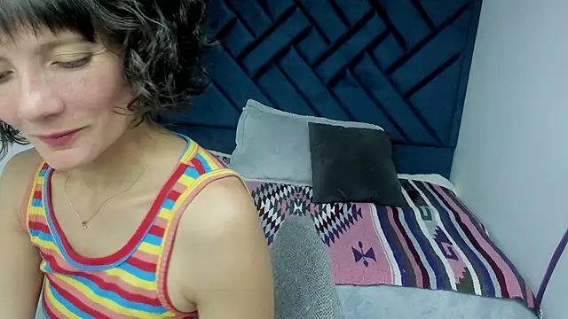 Snapshot of Valery_More__ chatting on October 27, 7:07 pm Valery More online show from October 27, 7:07 pm