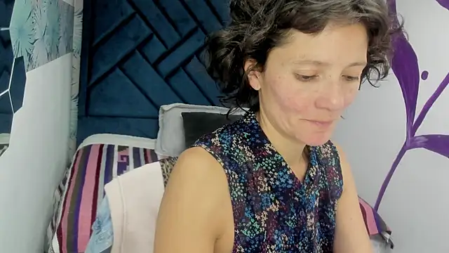 Snapshot of Valery_More__ chatting on October 28, 12:09 pm Valery More online show from October 28, 12:09 pm