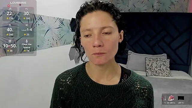 Snapshot of Valery_More__ chatting on December 3, 12:25 pm Valery More online show from December 3, 12:25 pm