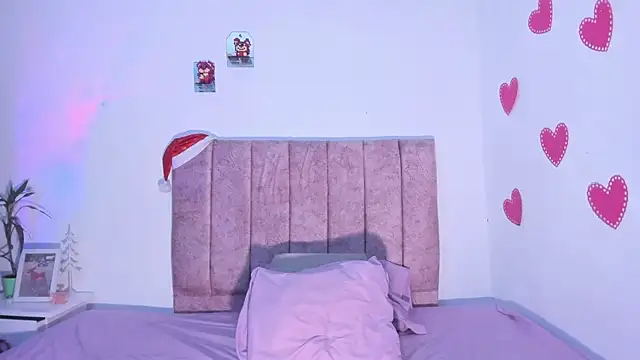 Mila 1wood online show from December 14, 3:12 am