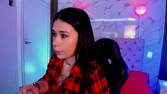 SusanVilla online show from December 5, 2:58 pm