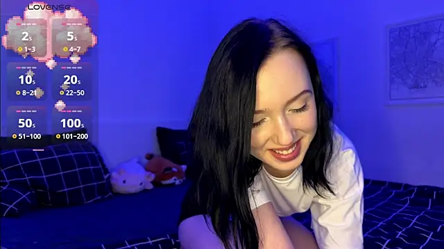 Snapshot of KayaNorth chatting on December 13, 7:53 pm KayaNorth online show from December 13, 7:53 pm