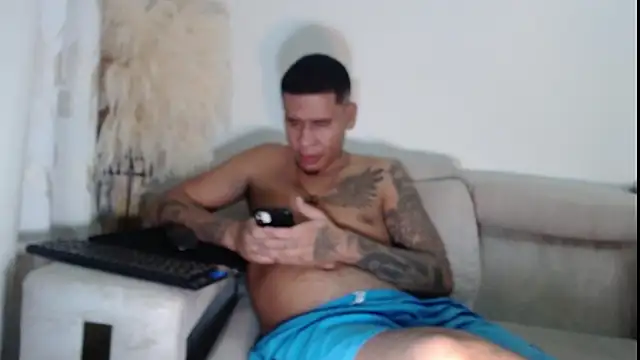 Adrew fox online show from October 3, 2:19 am