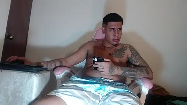 Adrew fox online show from October 27, 10:47 pm