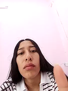 Amelia Rivas online show from November 11, 6:41 pm