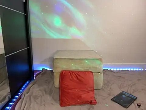 SaraNoir80 online show from November 20, 8:41 pm