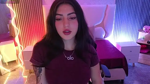 Ixchel tay online show from April 12, 3:00 am