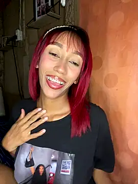 Snapshot of Zasha_Romero chatting on October 24, 4:31 am Zasha Romero online show from October 24, 4:31 am