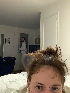 GoldenPussy1329 online show from November 28, 11:29 pm