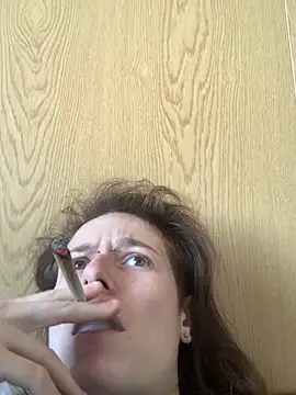 GoldenPussy1329 online show from March 29, 10:26 am