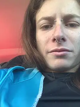 GoldenPussy1329 online show from April 13, 10:21 am