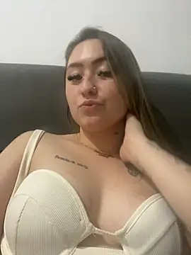 Snapshot of alegata27 chatting on September 28, 10:37 pm alegata27 online show from September 28, 10:37 pm