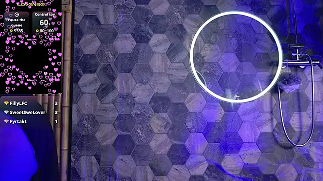 luna son online show from October 1, 10:16 pm