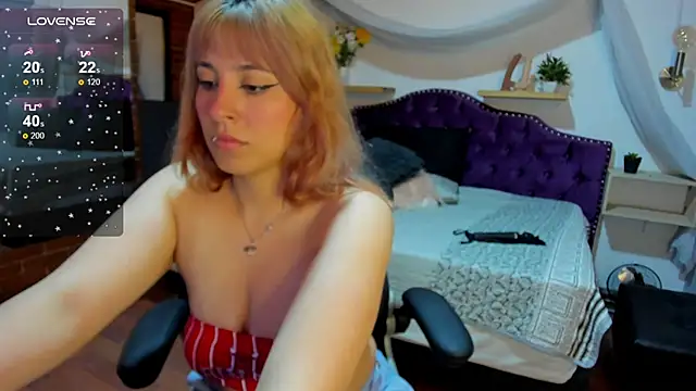 Snapshot of sophialyh_1 chatting on October 18, 12:28 pm sophialyh 1 online show from October 18, 12:28 pm