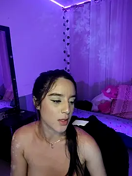 Snapshot of tamara_vald chatting on November 30, 9:24 am tamara vald online show from November 30, 9:24 am