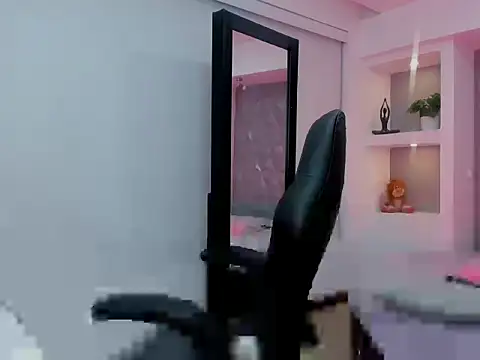 Snapshot of Maya_Rivers chatting on October 10, 4:22 am Maya Rivers online show from October 10, 4:22 am