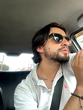 Snapshot of maximusdominus26 chatting on October 13, 8:42 pm maximusdominus26 online show from October 13, 8:42 pm