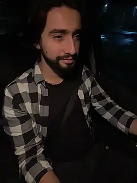 Snapshot of maximusdominus26 chatting on November 14, 8:13 am maximusdominus26 online show from November 14, 8:13 am