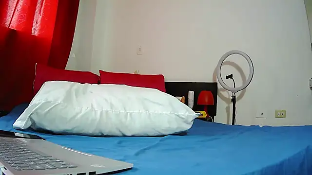 MissAsly online show from November 14, 4:06 pm