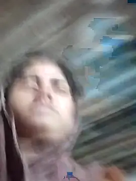 Snapshot of Na_shreya chatting on December 16, 1:21 am Na shreya online show from December 16, 1:21 am