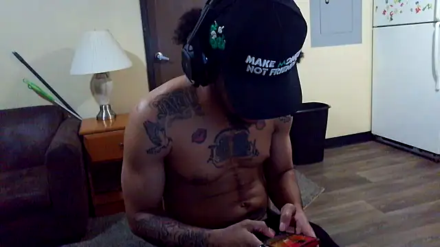 thefreakscomeoutatnight online show from April 25, 7:00 am