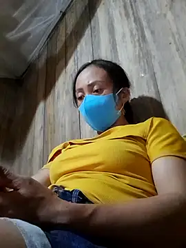 Snapshot of Tuyet_xx chatting on October 9, 2:26 pm Tuyet xx online show from October 9, 2:26 pm