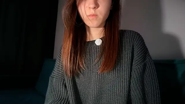 Snapshot of monnymoon chatting on December 2, 8:30 am monnymoon online show from December 2, 8:30 am