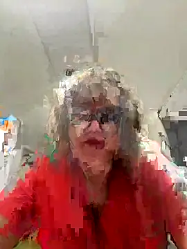 Snapshot of roxy863086 chatting on October 8, 6:27 pm roxy863086 online show from October 8, 6:27 pm