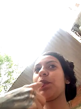 Snapshot of miluwatson chatting on October 11, 9:35 pm miluwatson online show from October 11, 9:35 pm