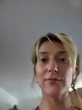 Snapshot of silentasachurchmouse chatting on October 1, 3:40 pm silentasachurchmouse online show from October 1, 3:40 pm