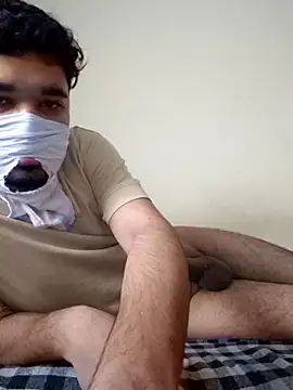 Snapshot of abhi05x chatting on October 6, 9:51 am abhi05x online show from October 6, 9:51 am