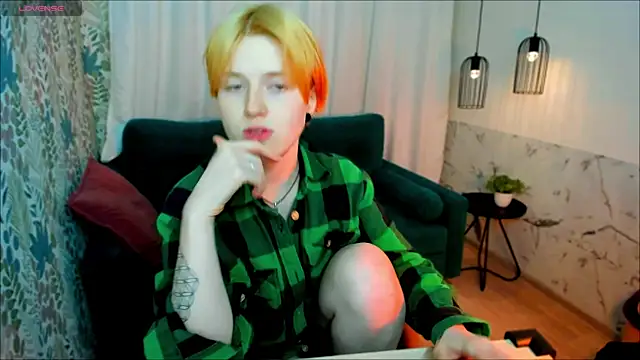 Freirenee online show from January 9, 3:48 pm