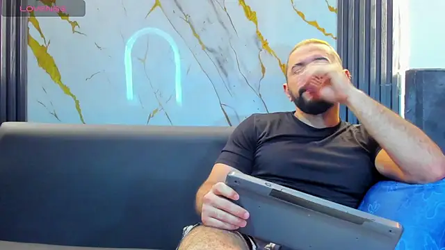 isaac franko online show from November 5, 1:11 pm