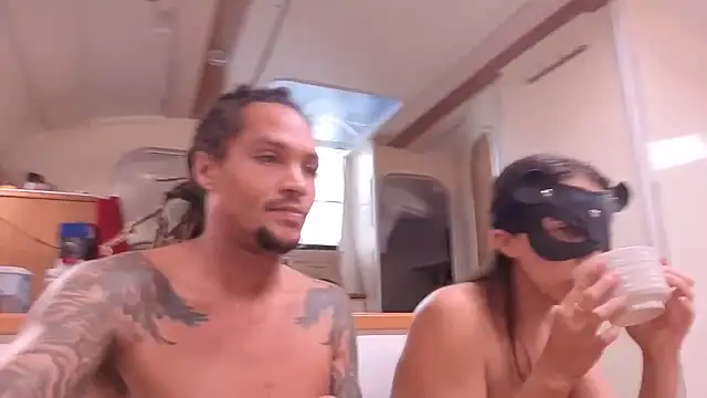 Monk and Mia online show from November 15, 1:18 pm